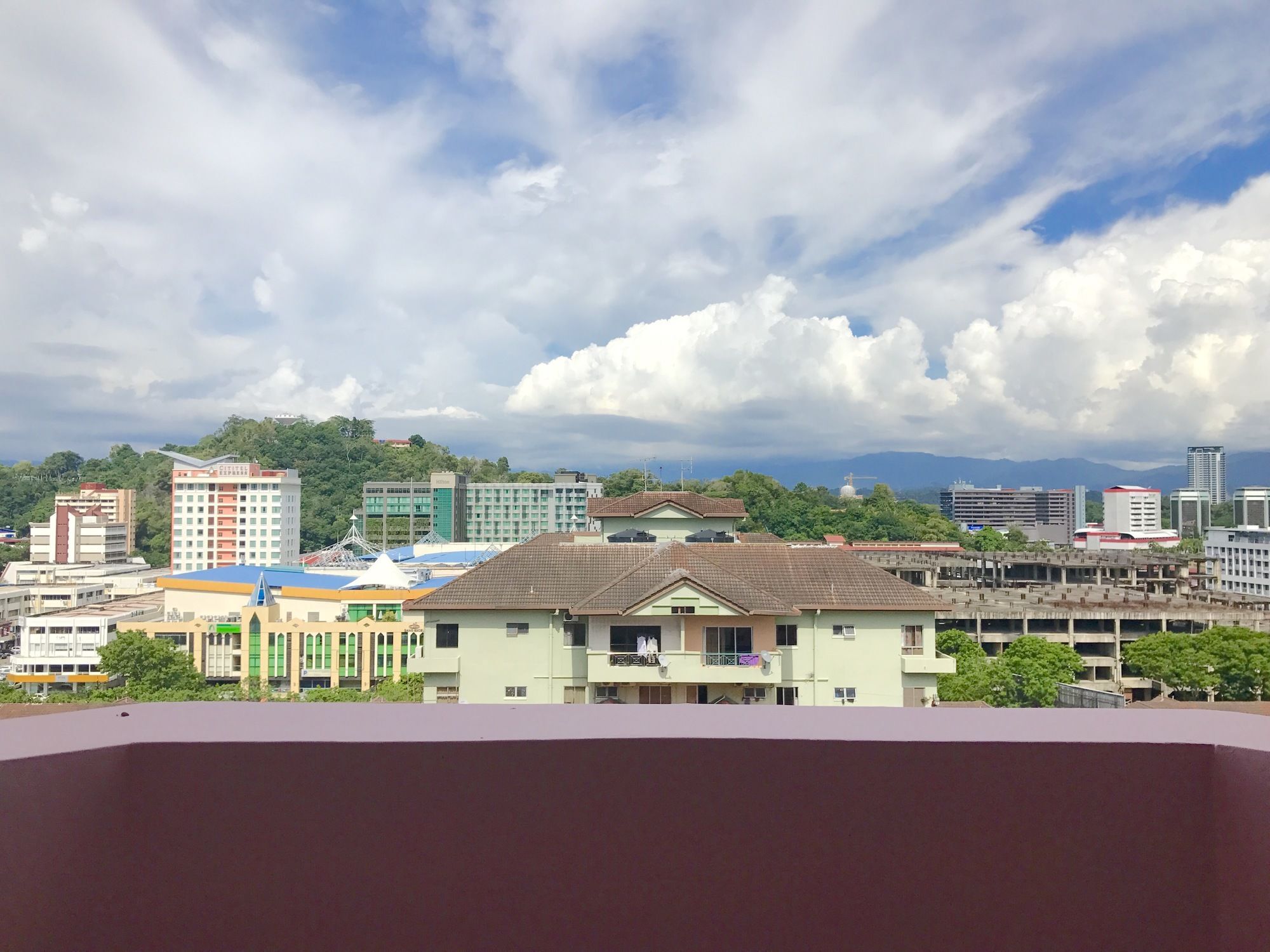 Sunset & Seaview Vacation Condos At Marina Court Resort Condo โกตาคินาบาลู ภายนอก รูปภาพ